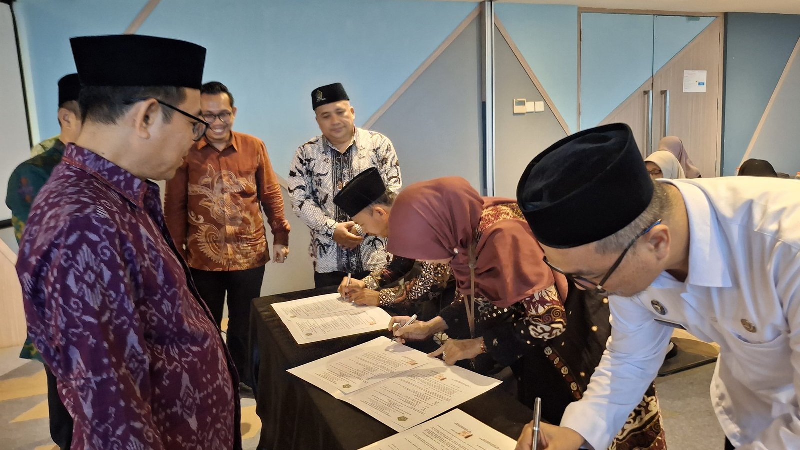 Kakankemenag Tuban Teken BAST Finalisasi Aset BMN Gedung Madrasah SBSN 2025