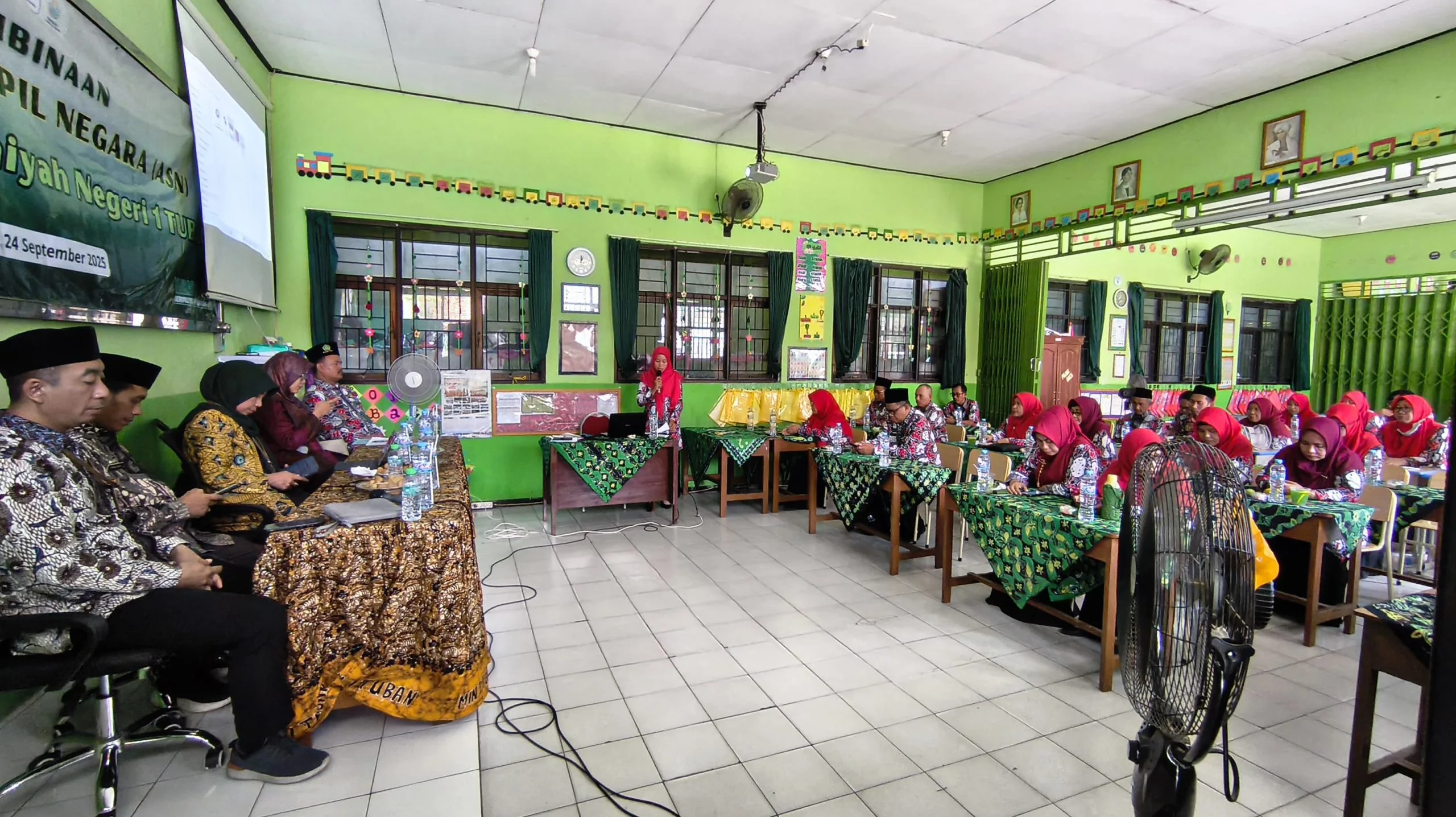 Penguatan Disiplin, Integritas dan Peningkatan Kinerja ASN, Kemenag Tuban Pembinaan di MIN 1