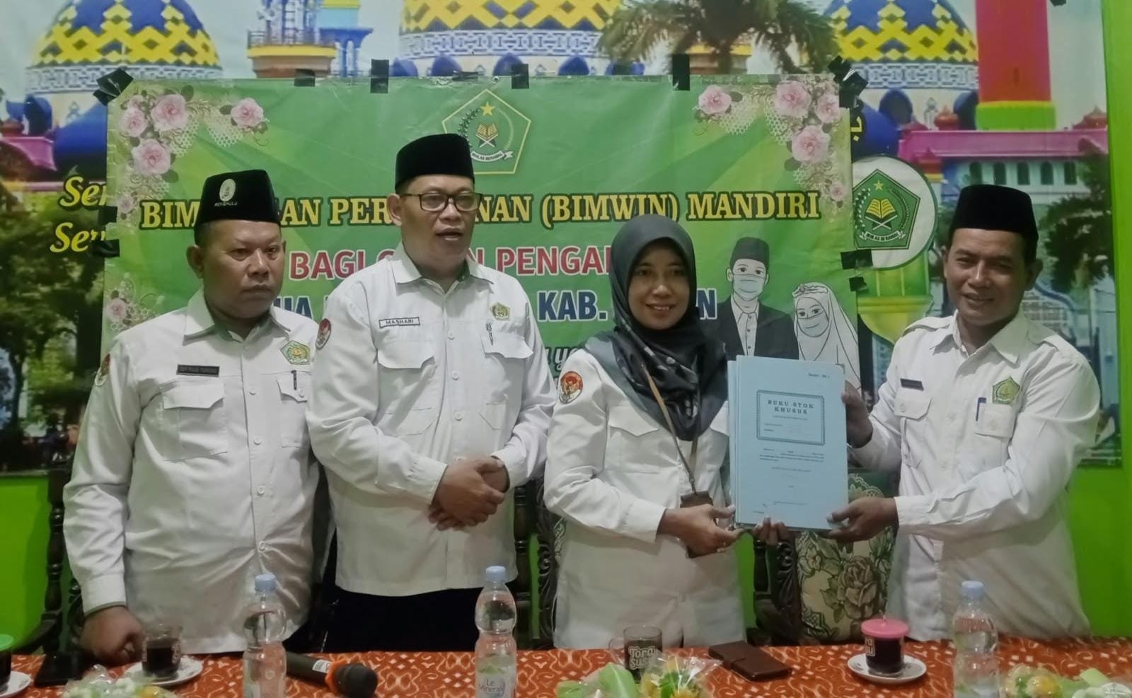Serah Terima Kepala KUA Widang, Kemenag Tuban Tekankan Pelayanan Profesional dan Inovatif
