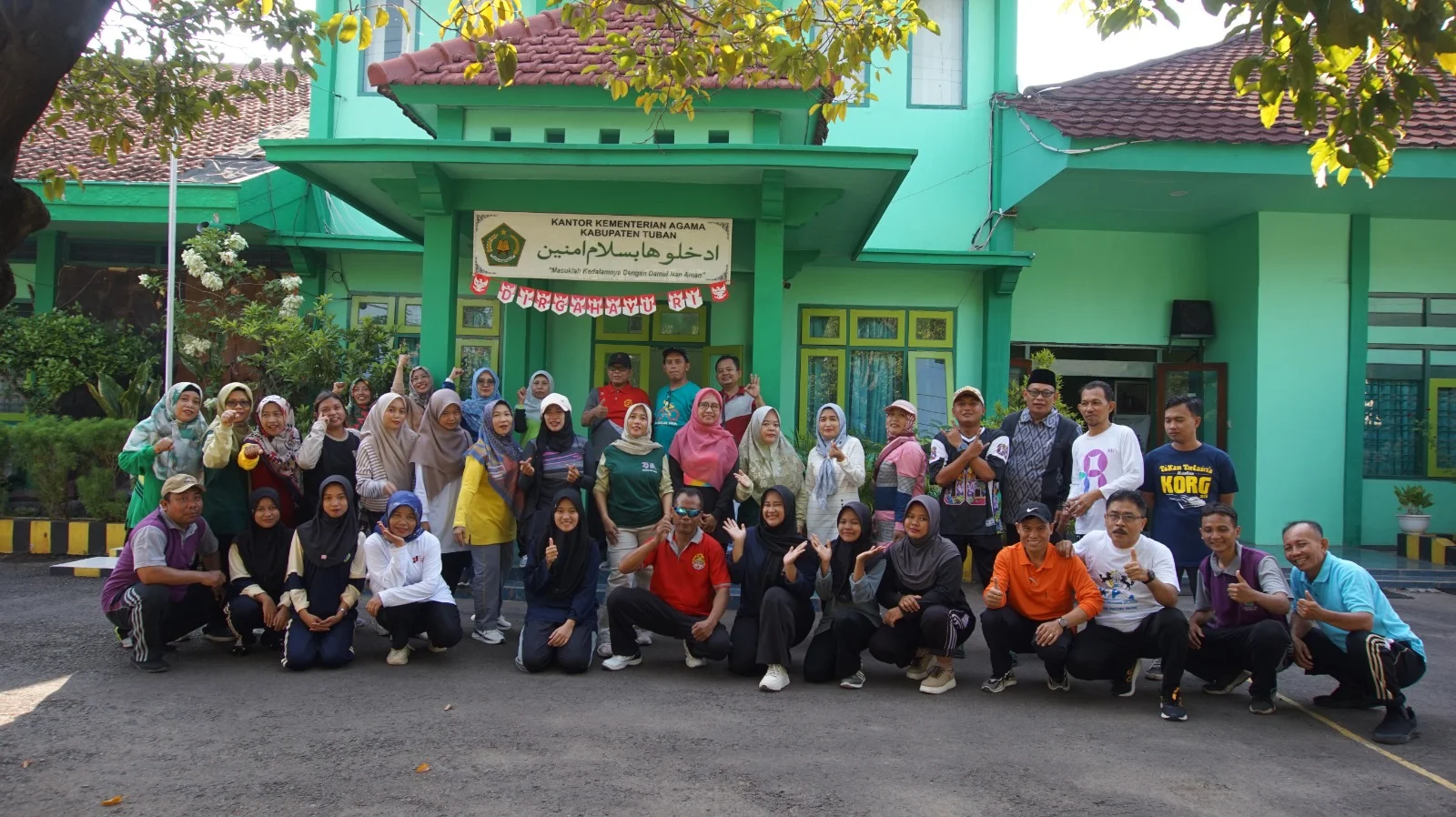 Senam Pagi Tingkatkan Kinerja, ASN Kemenag Tuban Semangat Jalani Aktivitas