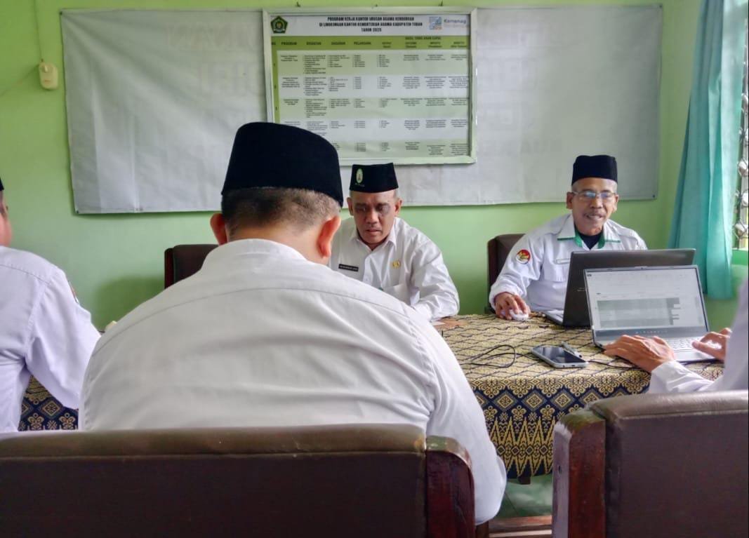 Perkuat Kinerja 2026, KUA Kenduruan Gelar Rapat Koordinasi Program Kerja