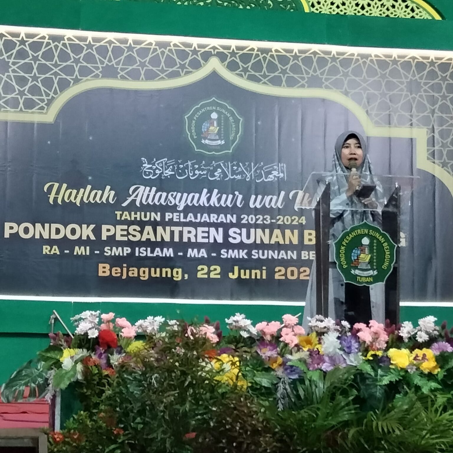 KaKankemenag Tuban, Hj. Umi Kulsum, Apresiasi Peran Pesantren dan Paparkan 4 Fase Pendidikan di Haflah Attasyakkur Wal Ikhtitam PP Sunan Bejagung
