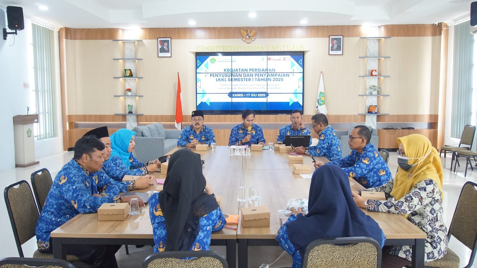 Plt. Kasubag TU Buka Persiapan Penyusunan dan Penyampaian LKKL Semester 1 Tahun 2025