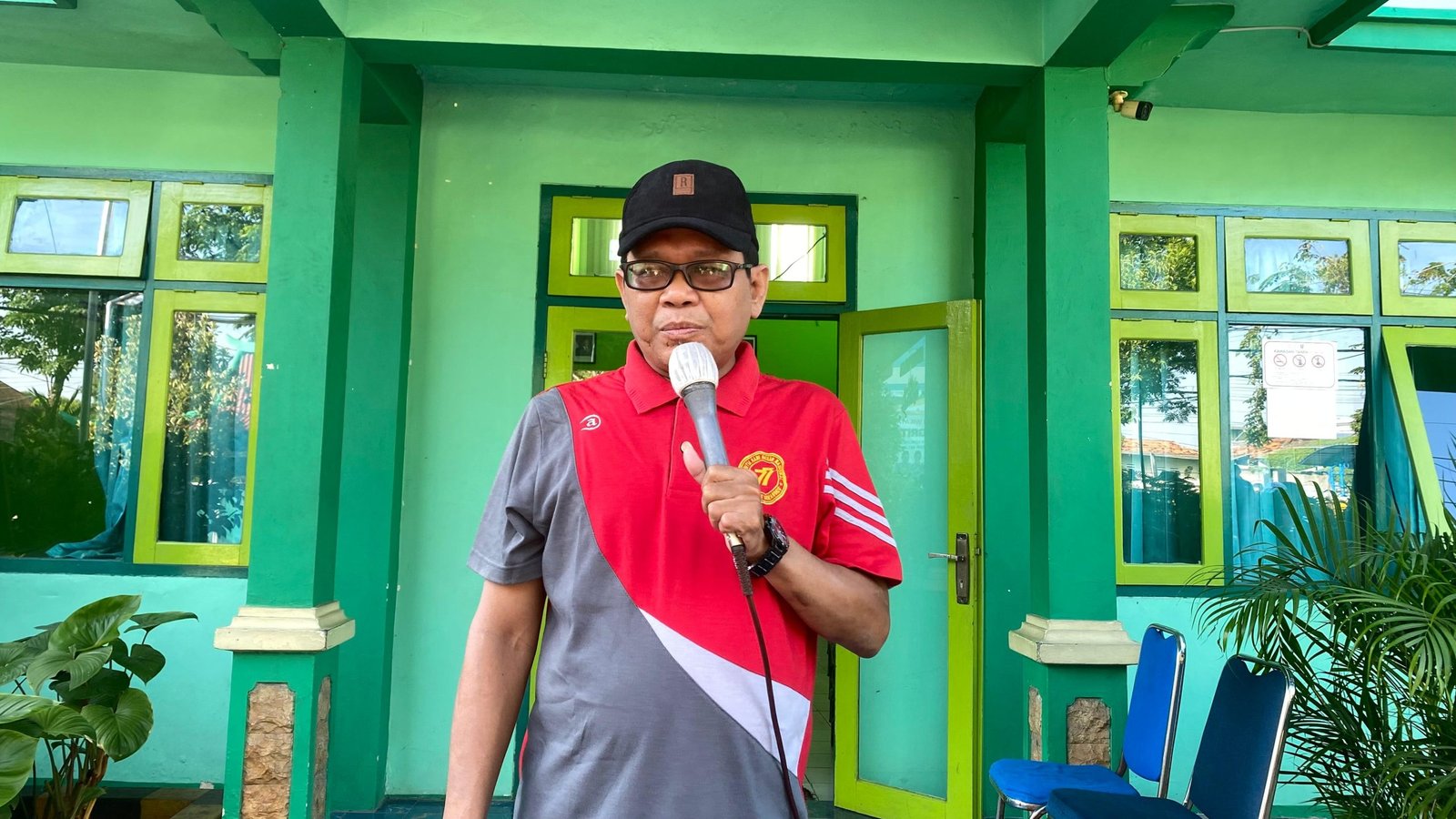 ASN Kemenag Tuban Perkuat Semangat Hidup Sehat, Kepala Seksi PD Pontren Ajak Pegawai Jaga Kebersihan