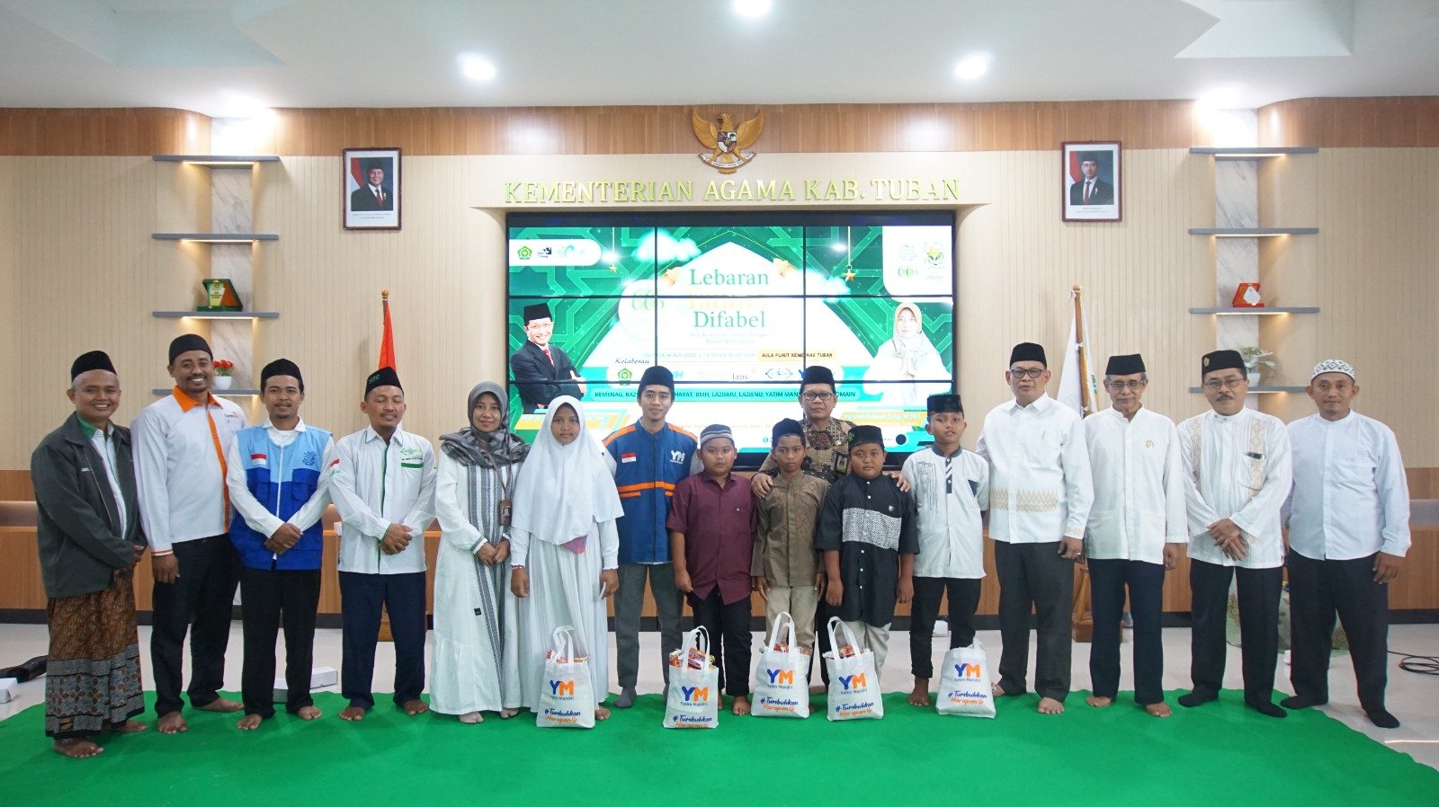 Peaceful Muharam dan Lebaran Yatim, Kemenag Tuban Kolaborasi dengan Baznas dan LAZ Berbagi 4.709 Bingkisan