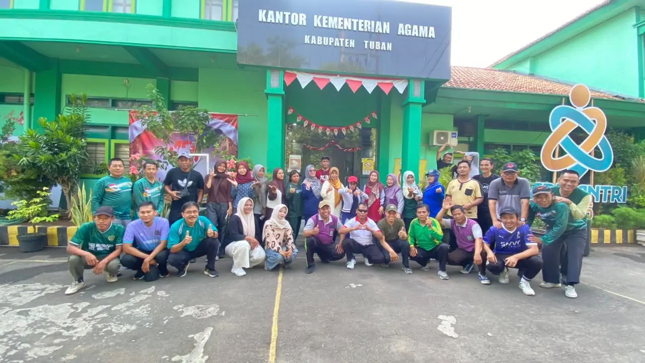 Senam Jumat Pagi, Kemenag Tuban Ajak ASN Jaga Kesehatan dan Tingkatkan Produktivitas