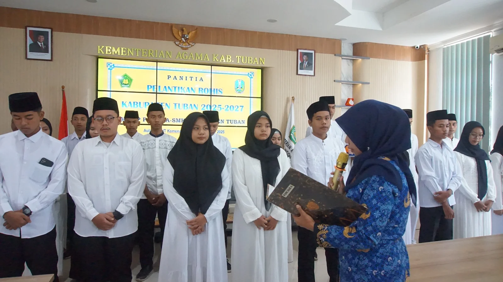 Kemenag Tuban Lantik Pengurus ROHIS SMA/SMK 2025–2027, Dorong Penguatan Iman dan Kepemimpinan Pelajar