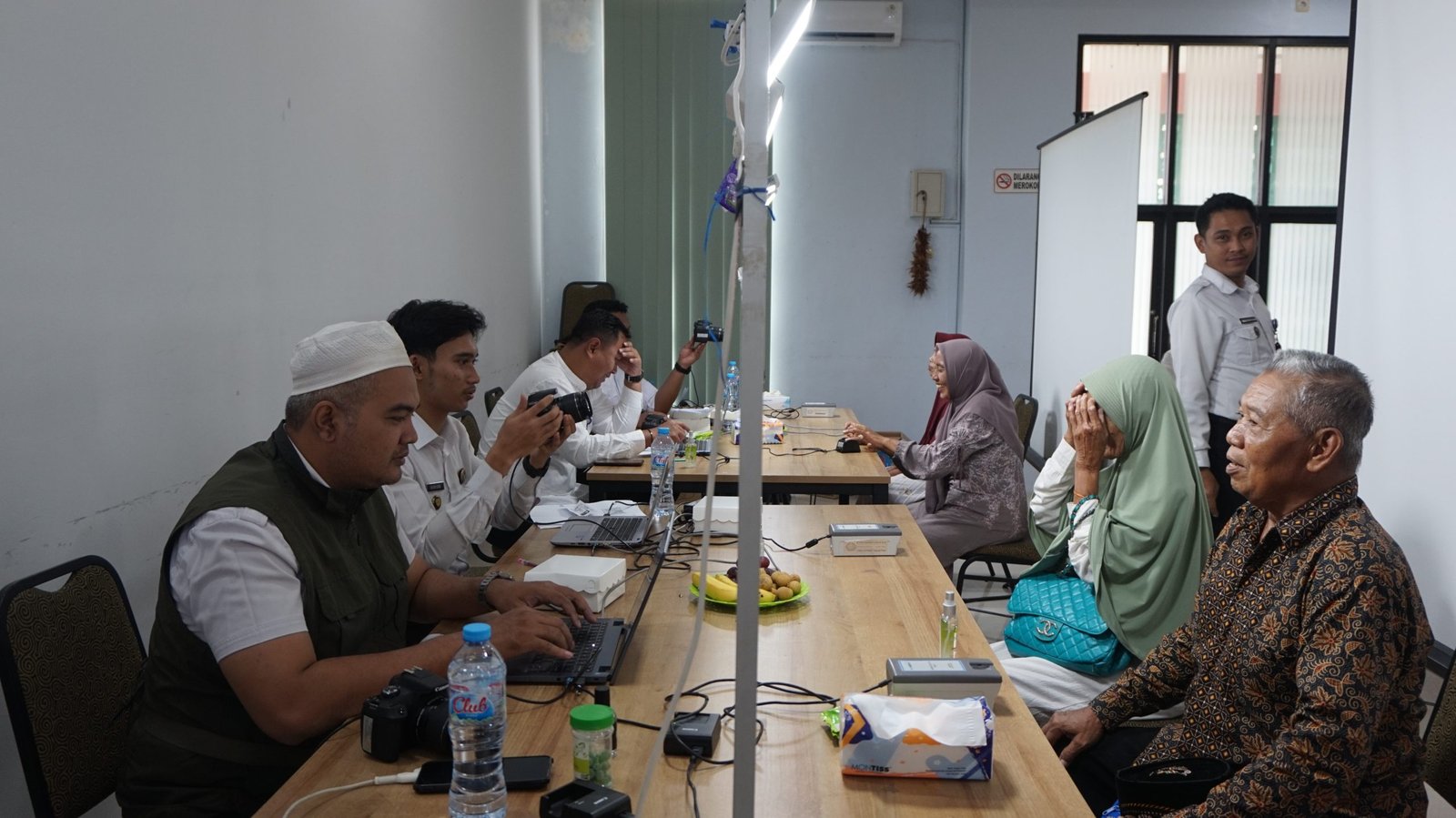 1.050 Jemaah Haji Tuban Jalani Proses Pasporing Selama Tiga Hari