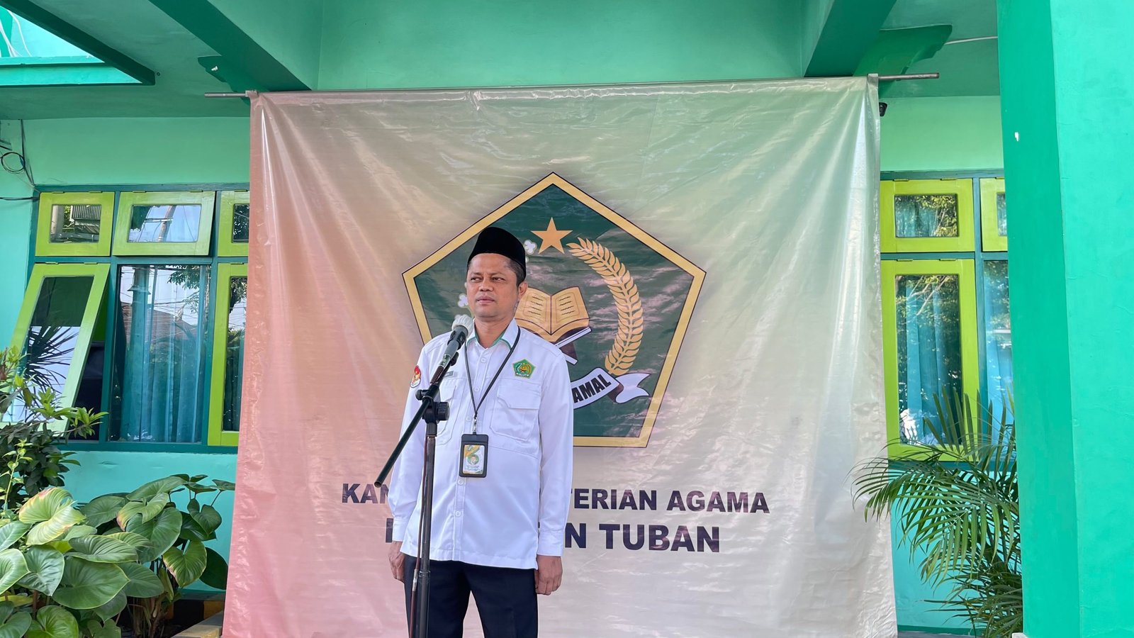 Apel Senin Kemenag Tuban Tekankan Sinergi Tim ZI dan Disiplin ASN Hadapi Evaluasi PMPZI