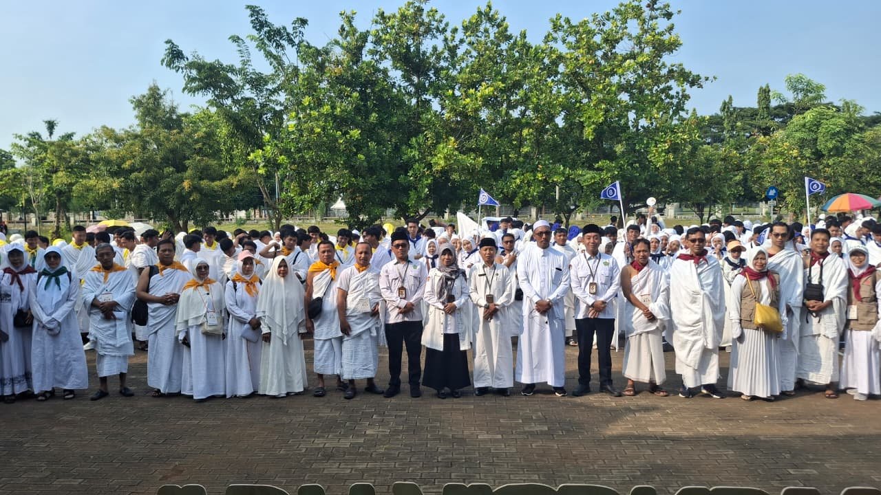 Ribuan Siswa MAN 1 Tuban Ikuti Praktik Manasik Haji, Perkuat Disiplin dan Spiritual