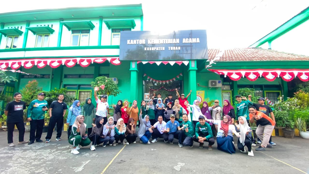 Senam Bersama, Kemenag Tuban Jaga Kebugaran ASN dan Perkuat Semangat Kebersamaan