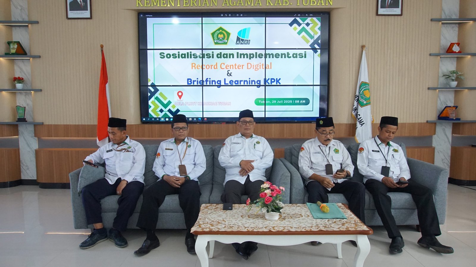 Kemenag Tuban Sosialisasikan Implementasi Record Center Digital Serta Briefing Learning KPK