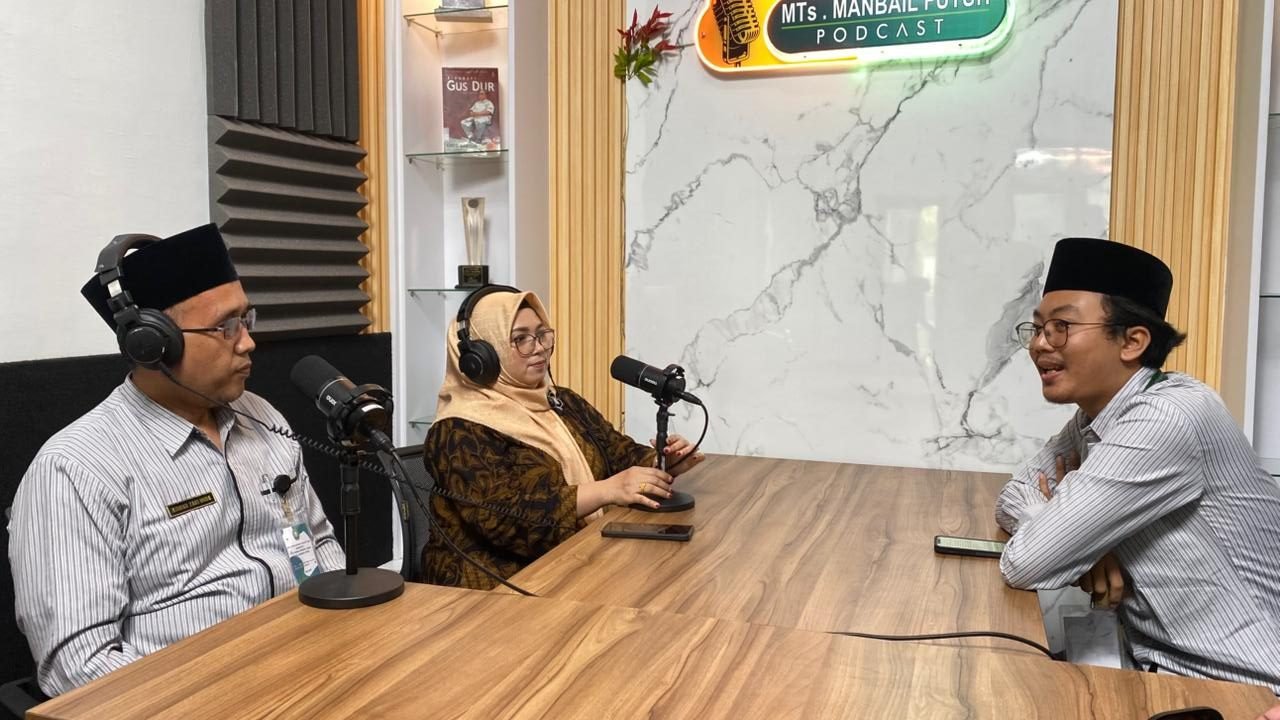 Humas Kemenag Tuban Apresiasi Kehadiran Podcast MTs Manbail Futuh Jenu, Kepala Madrasah Dorong Inovasi Digital