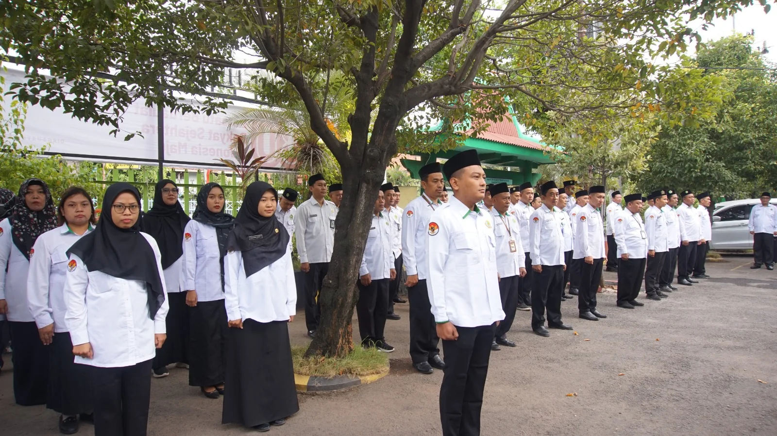 Apel Senin, Kepala Kantor Kemenag Tuban Berpesan, Tingkatkan Kinerja