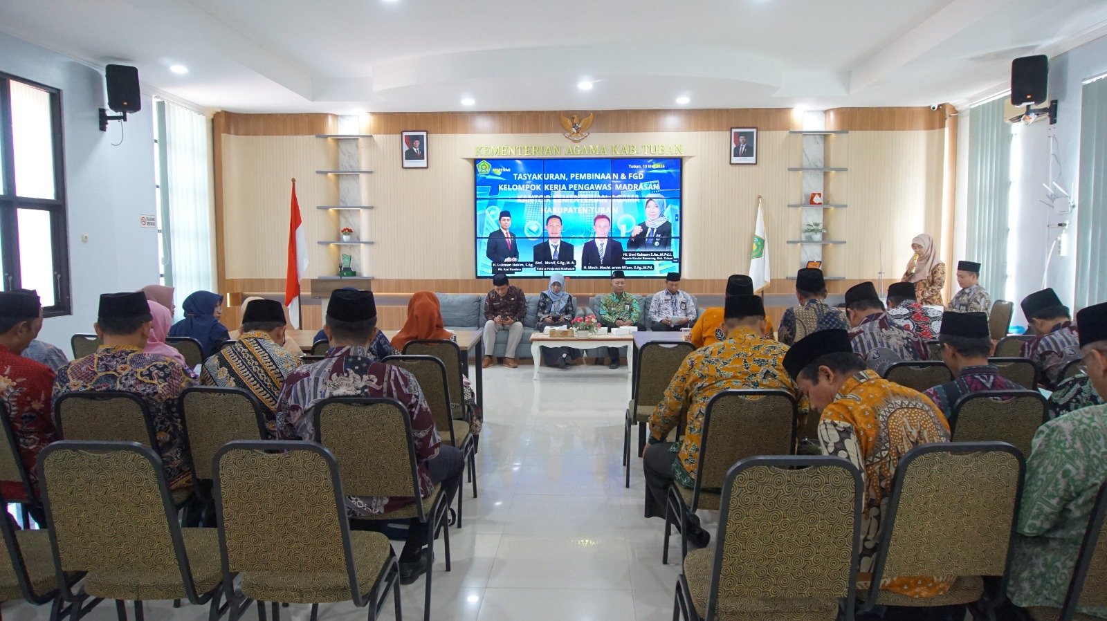 Pembinaan Pengawas Madrasah Kemenag Tuban, Kakankemenag Tekankan Kebermanfaatan dan Lawan Hoaks