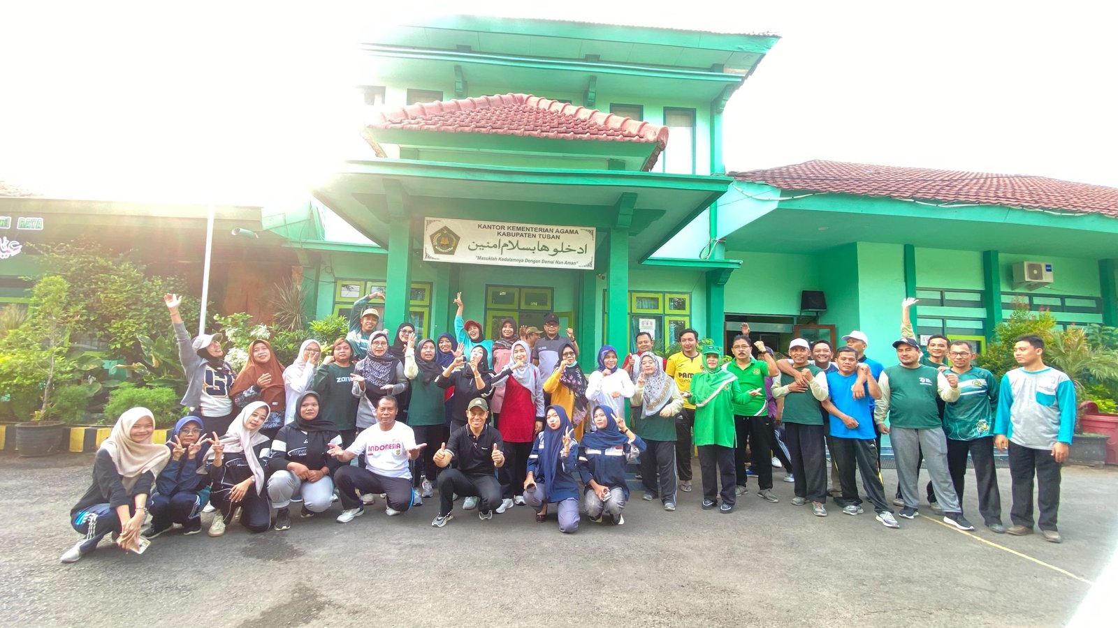 Senam Bersama Perkuat Kebugaran dan Kekompakan, Kakan Kemenag Tuban Ajak ASN Disiplin dan Guyub