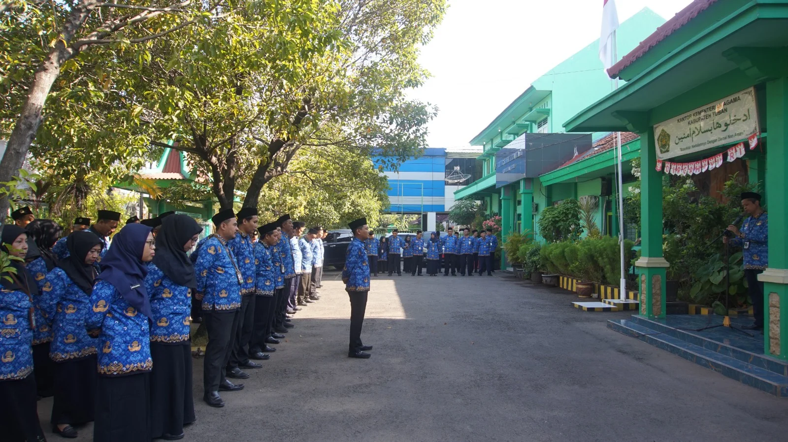 ASN Kemenag Tuban Gelar Apel Penghormatan Bendera Rutin, Bahas Rohis dan Kegiatan Pembinaan