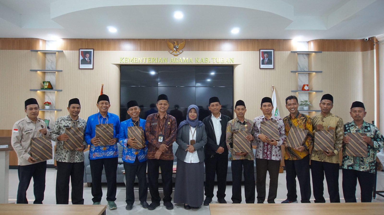 Kemenag Tuban Lepas 20 ASN Petugas dan Jemaah Haji  Tahun 2026